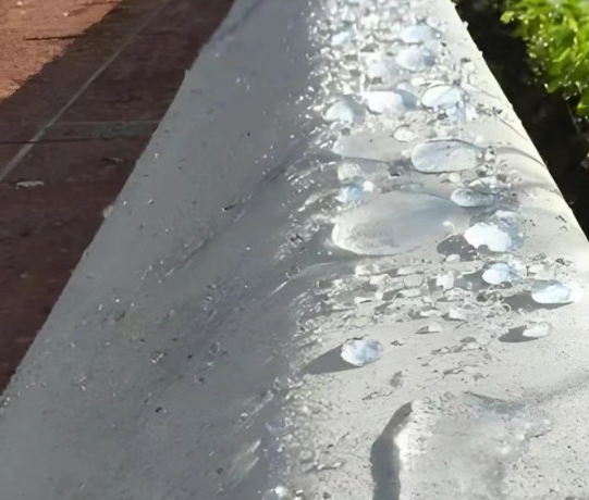 清水硅烷浸渍涂料在混凝土保护中的应用